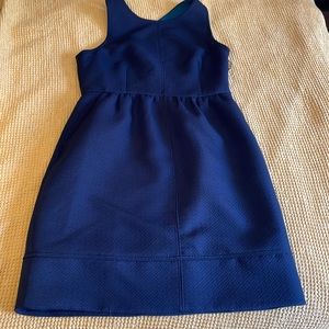 Black sleeveless dress